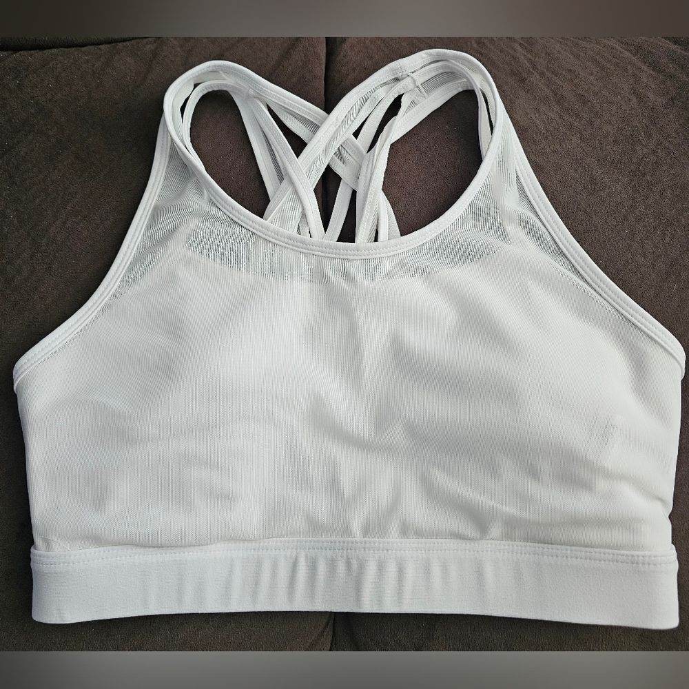 Fabletics Faye High-Impact Sports Bra